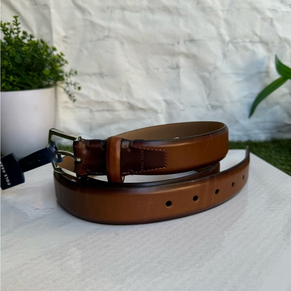 Cole Haan
Men's Harrison Grand Leather Belt Tan New with tags - Picture 2 of 12